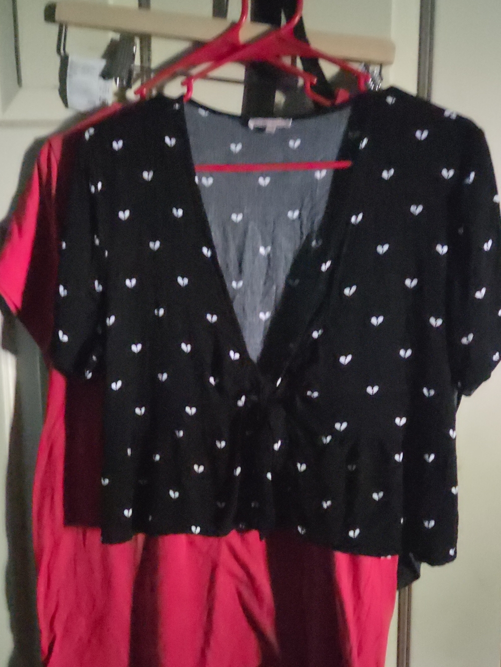 Black Heart-Print Tie-Front Crop Top